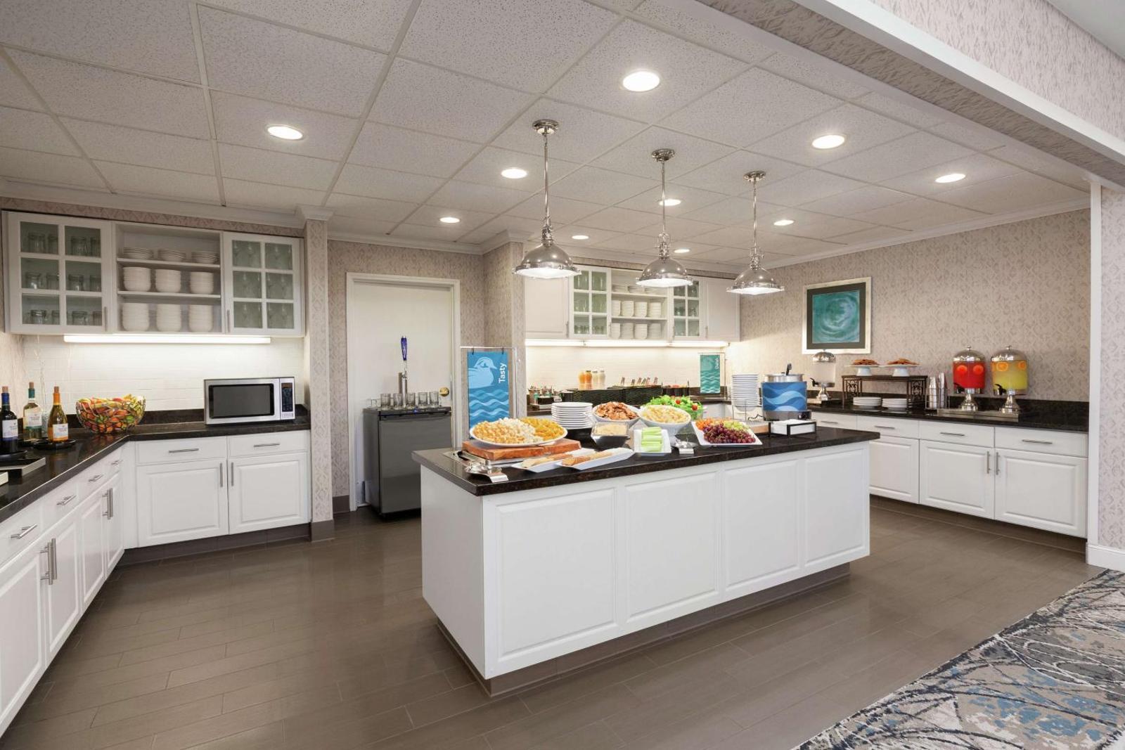 Homewood Suites by Hilton Sacramento/Roseville Main image 1